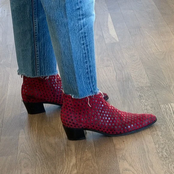 modern vice red suede polka dot chelsea boot🔴⚫️ - Picture 6 of 10